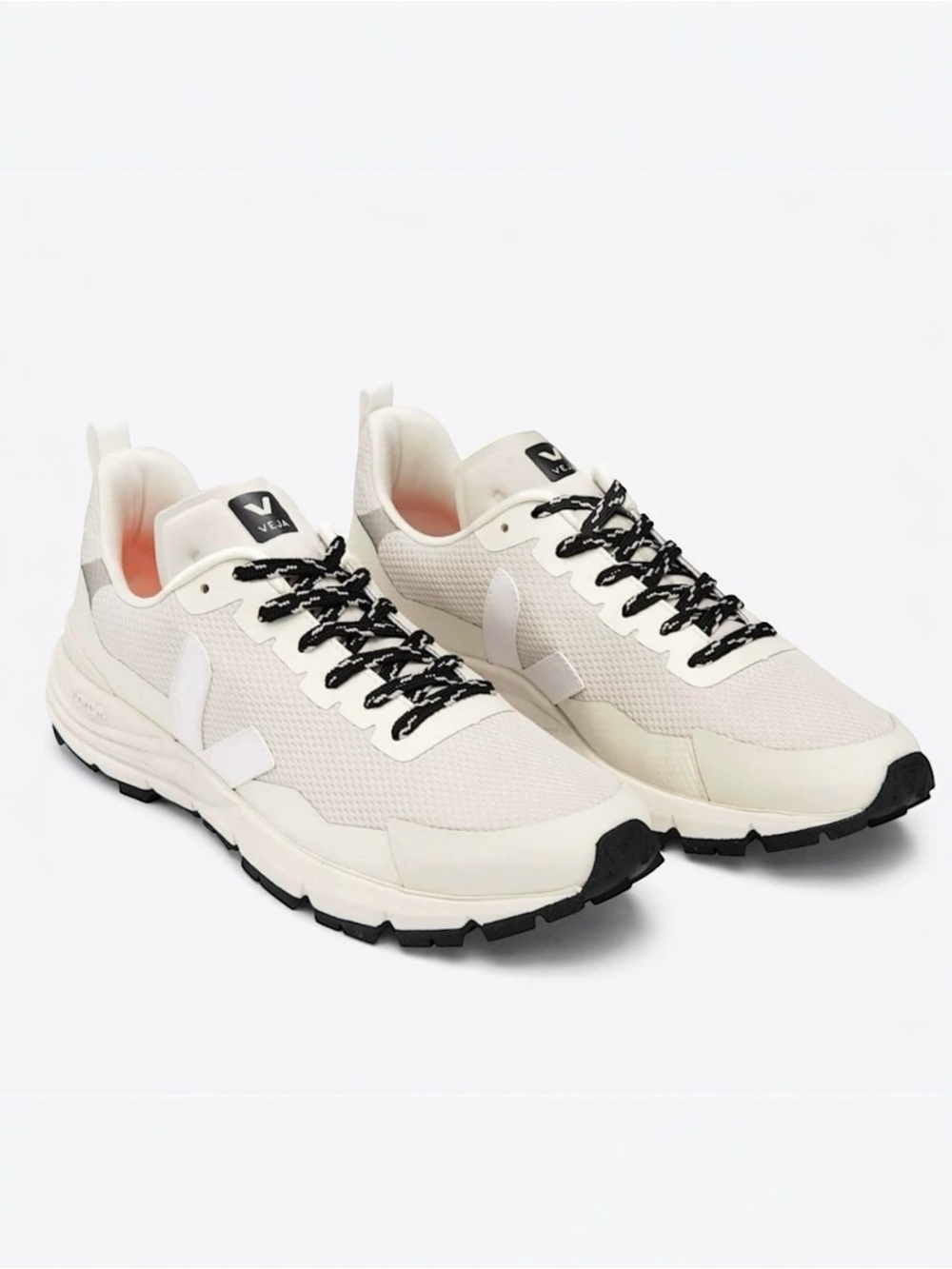 VEJA Dekkan Alveomesh Trail Sneakers White Black Womens US 6 EU 37